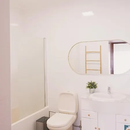 44 Forty Four Coast - 4* Espinho (Aveiro)