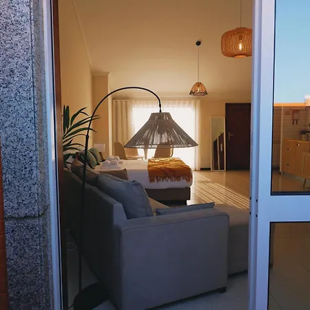 44 Forty Four Coast -