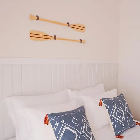 44 Forty Four Coast - Affittacamere 4*