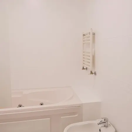 Affittacamere 44 Forty Four Coast - 4*