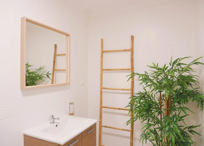 44 Forty Four Coast - By Double Ninety