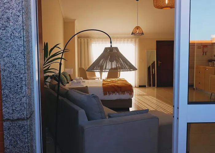 44 Forty Four Coast - By Double Ninety