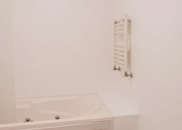 Vendégház 44 Forty Four Coast - By Double Ninety 4*